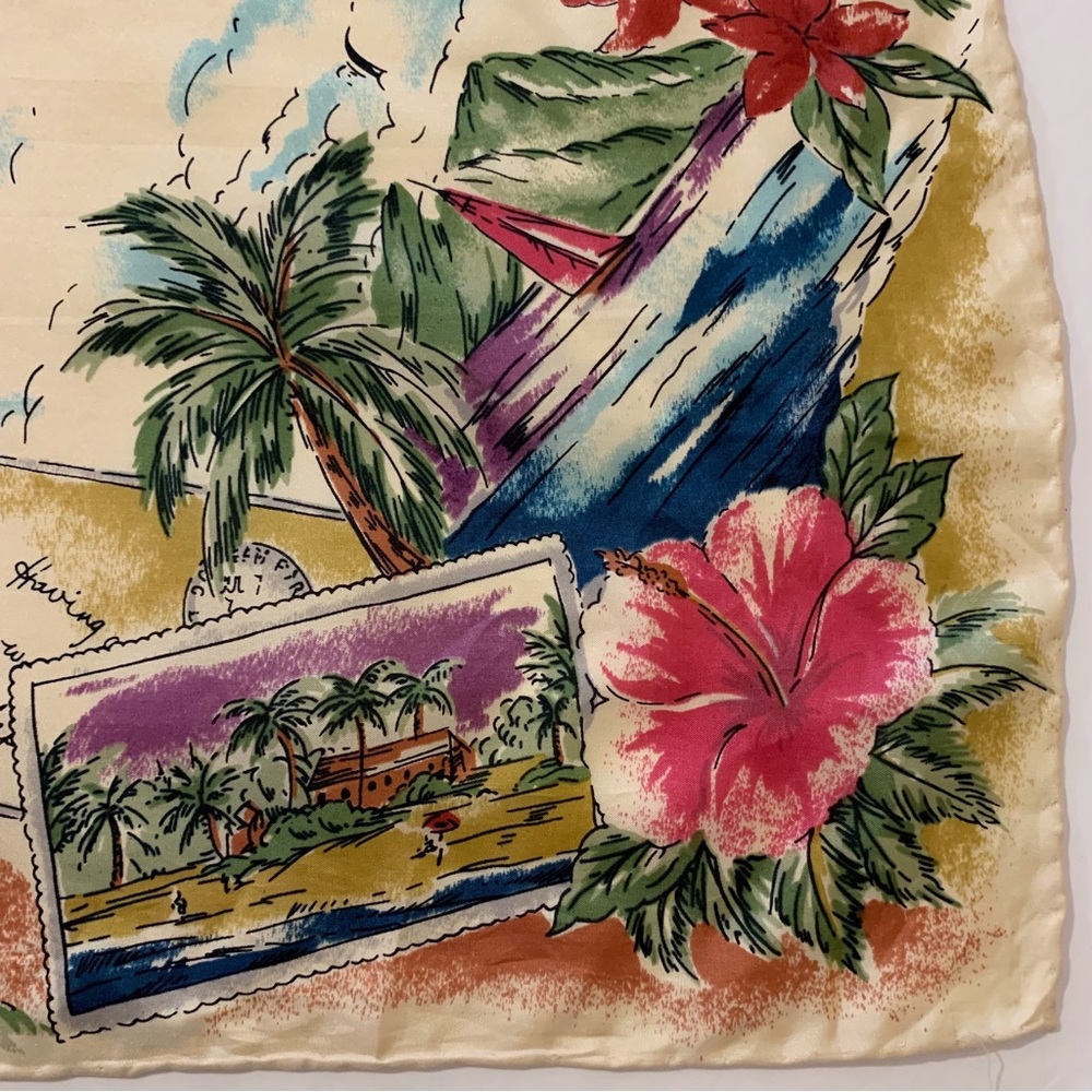 Hawaiian/Beach Scene Scarf - Picture 2 of 6